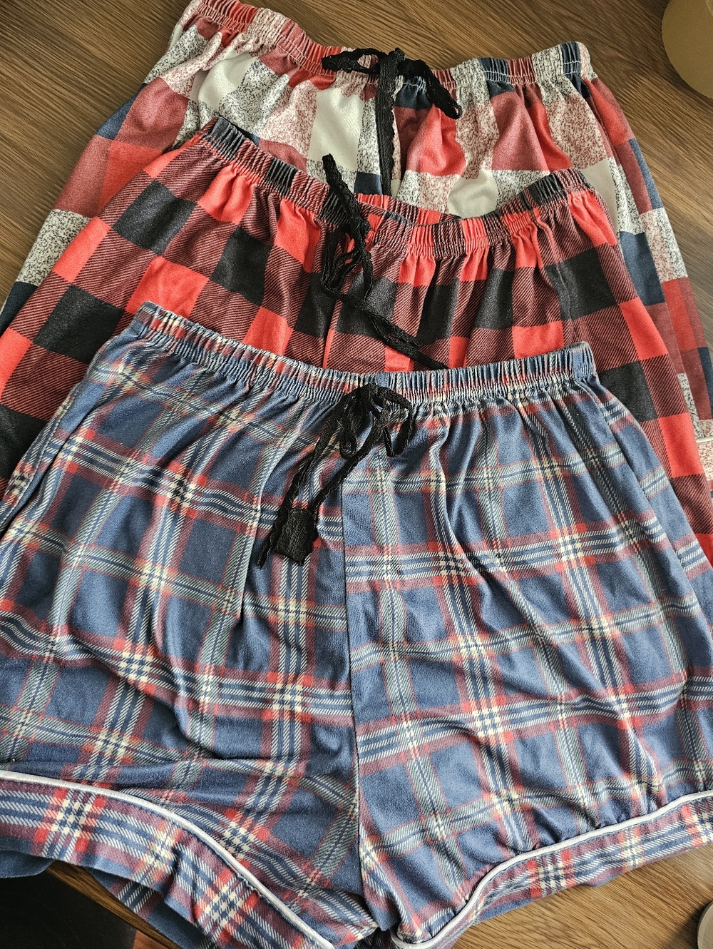 Women's plaid lounge pajama shorts